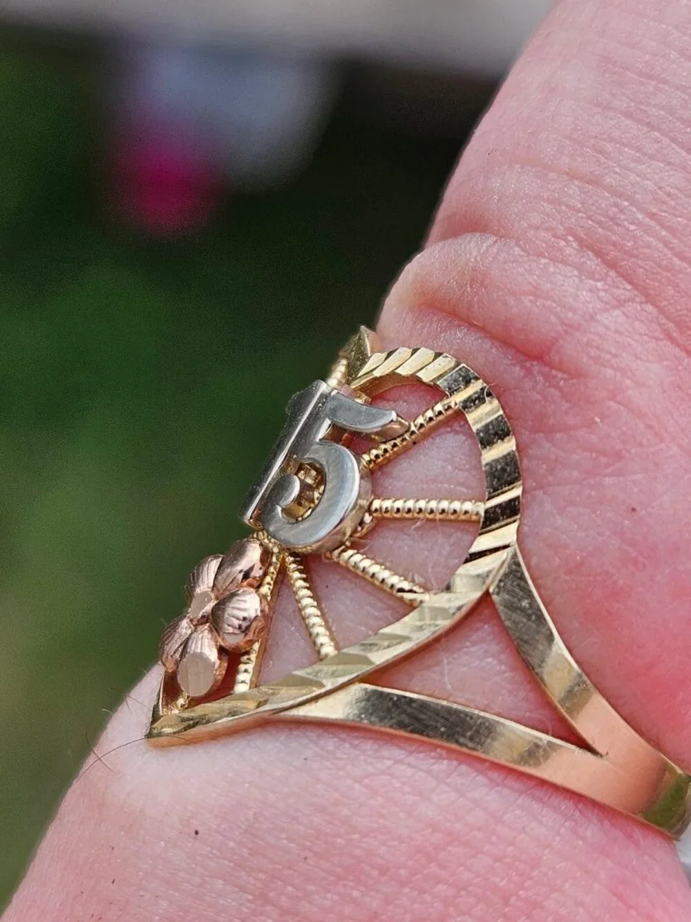 10K Tri-Color 3 Tone Gold Quinceneara 15 Anos Heart Ring Size 5.75